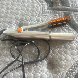 InStyler curler -like new
